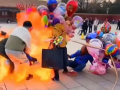气球爆炸视频,视觉冲击与科学揭秘